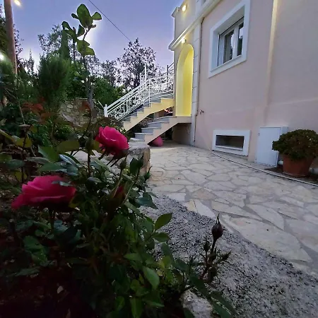Bel Fiore, Brand New Great View 度假居 Katouna
